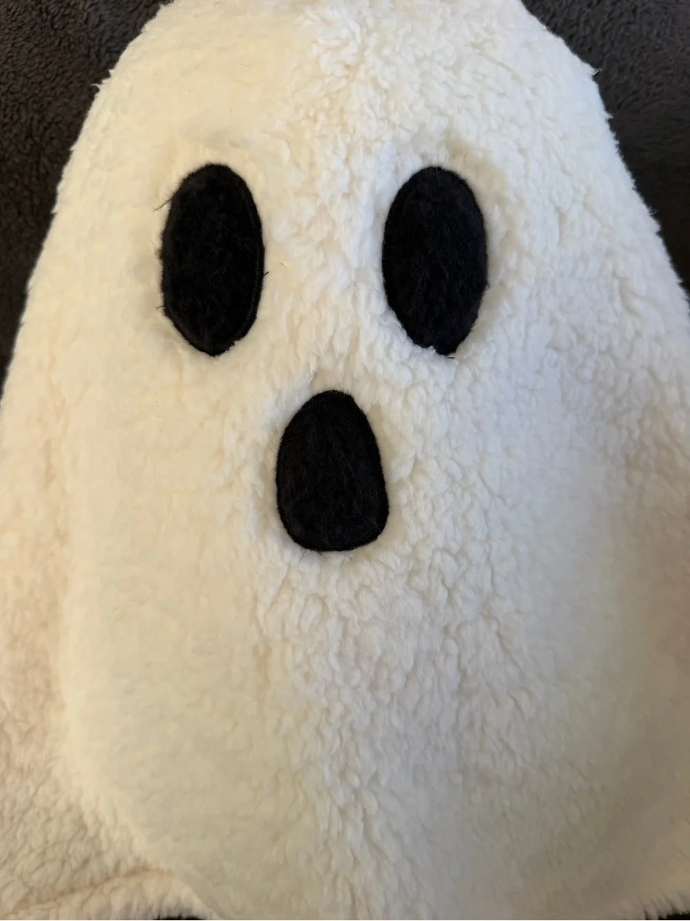NWT Brentwood Sherpa Ghost Plush Pillow Halloween Decor Fall Viral